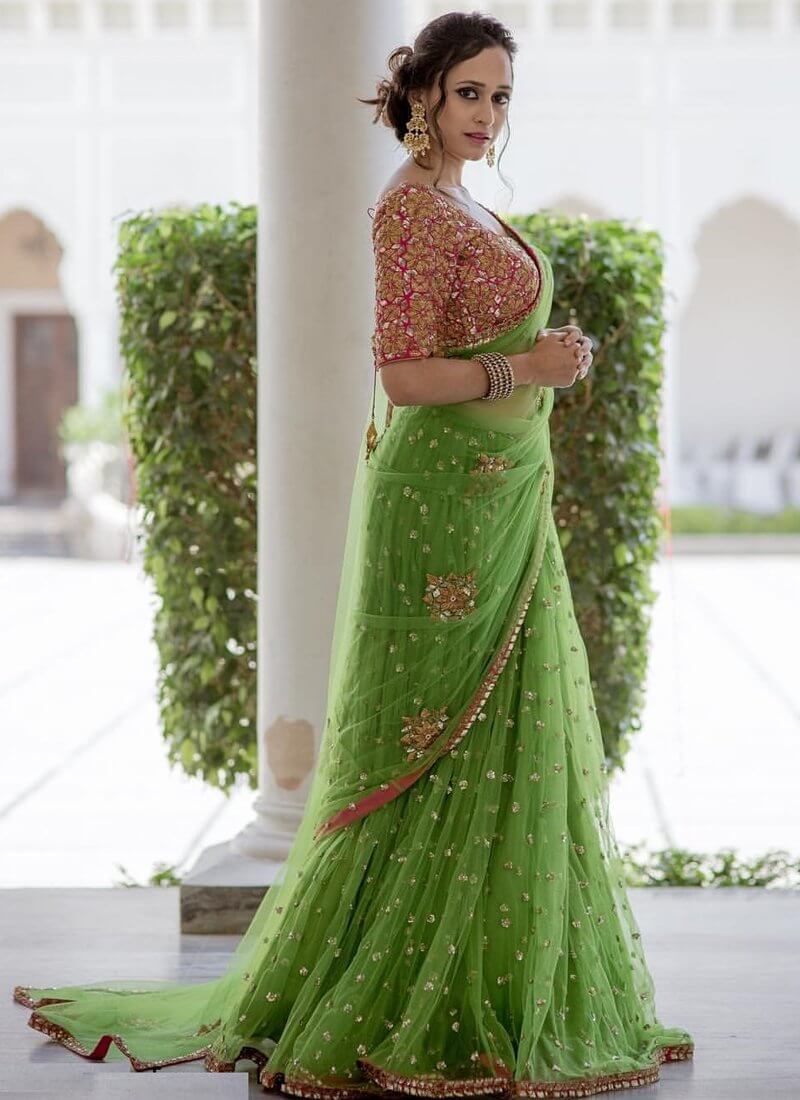 Trending hot sale sarees online